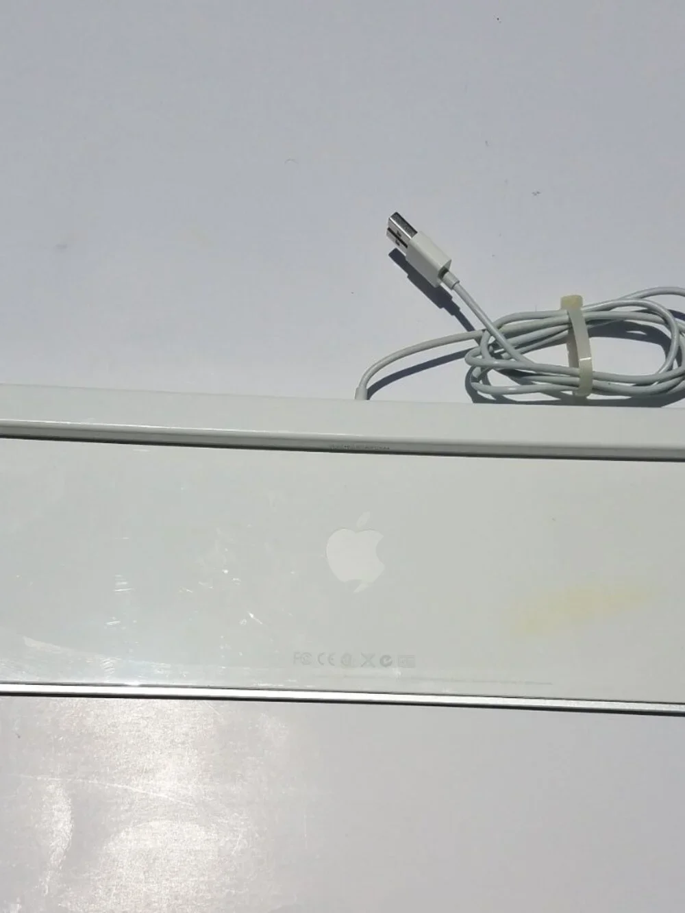 Apple White Aluminum USB Wired Keyboard A1243 and Apple wired Mouse A1152
